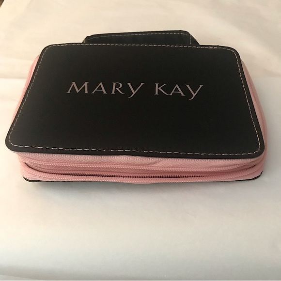 Mary Kay Zip And Go Small Bag - Picture 1 of 7